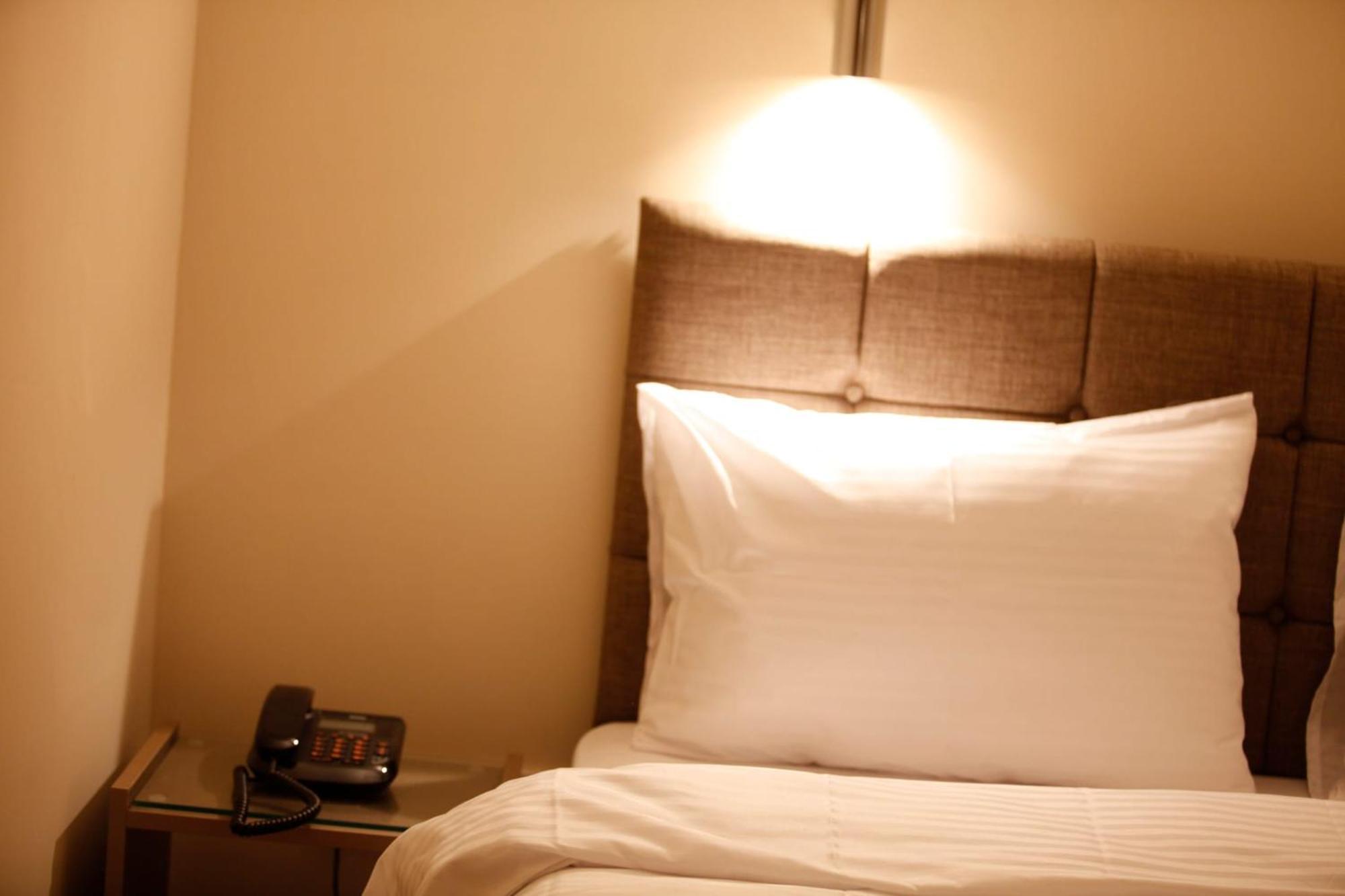 360 Suit Nacre, Istanbul